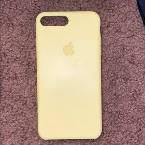 IPhone 8 Plus Apple yellow silicone case